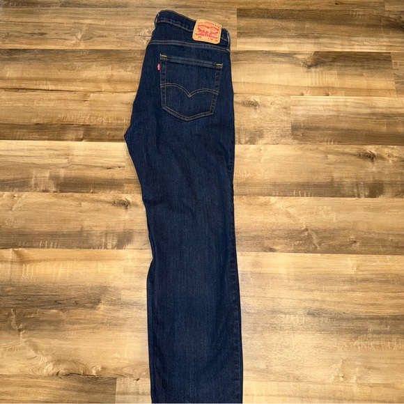 Levis Jeans 541 Mens 36x32 Blue Straight Leg Dark Wash Athletic Stretch Denim - Picture 3 of 5